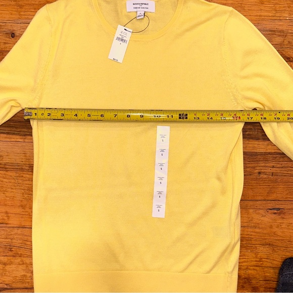 NWT Banana Republic Yellow Women's Sweater - Picture 5 of 12